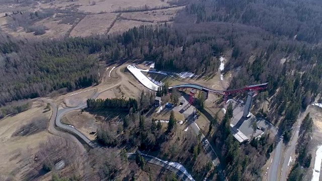 爱沙尼亚奥特帕特瓦迪市的一个跳台滑雪大滑梯视频素材