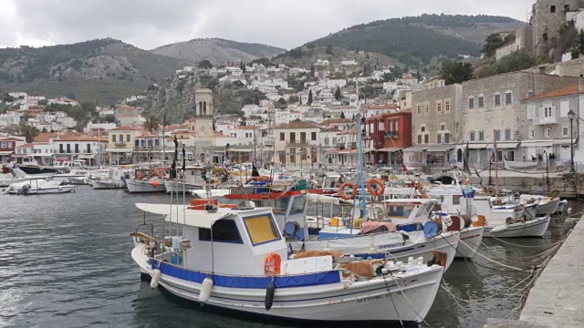 希腊爱琴海中的九头蛇萨罗尼克群岛视频下载