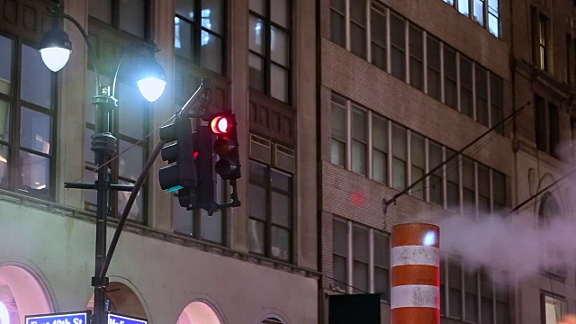 纽约市的交通信号灯视频素材