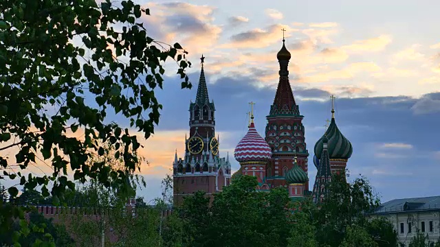 莫斯科克里姆林宫和圣巴西尔大教堂。视频素材