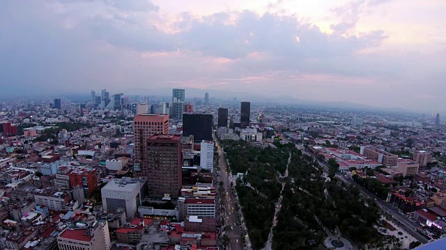 鸟瞰图的墨西哥城-墨西哥城，墨西哥视频下载