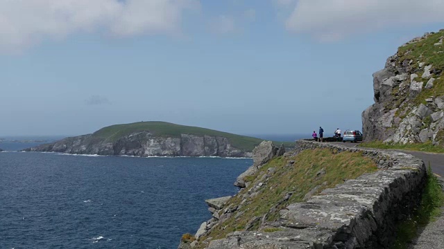 爱尔兰丁格尔半岛Slea头的全景和缩放视频下载