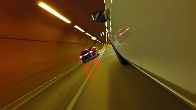 夜间驾驶时间从车辆左侧拍摄视频素材