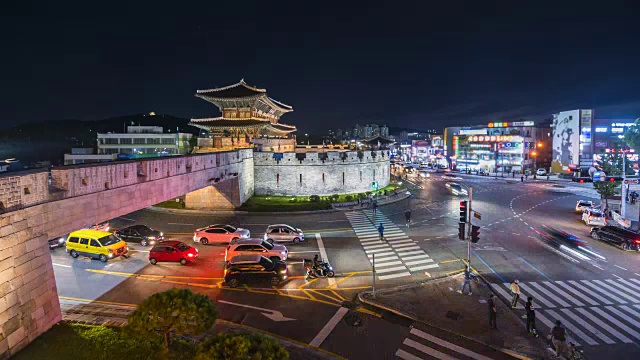 韩国水原之夜韩国传统建筑视频素材