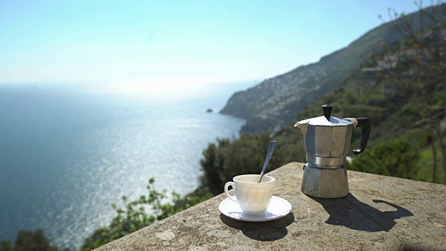 阿马尔菲海岸和索伦托半岛的摩卡咖啡视频下载