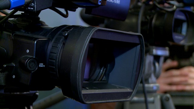 电视摄像机-贝塔摄像机镜头特写变焦处理视频下载