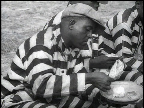 1938年，美国乔治亚州，HA囚犯在吃东西视频下载