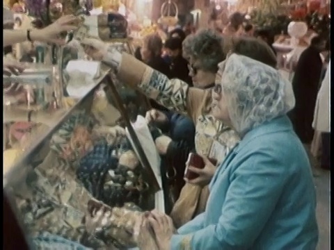1978蒙太奇在美国某市场的活动视频下载