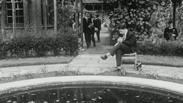 1962年，蒙太奇学生在英国伦敦荷兰公园学校/肯辛顿使用索普小屋视频下载