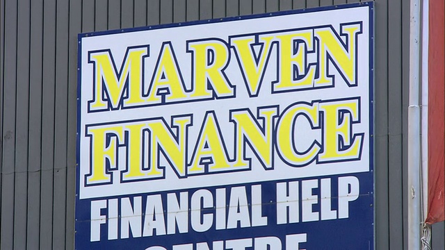 在店门口为Marven Finance办理TD标识视频下载