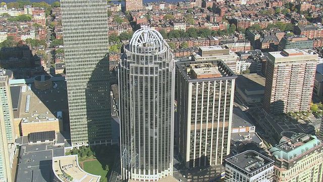 美国马萨诸塞州波士顿市亨廷顿大道111号及其周边市中心地区的空中开放式框架穹顶视频素材