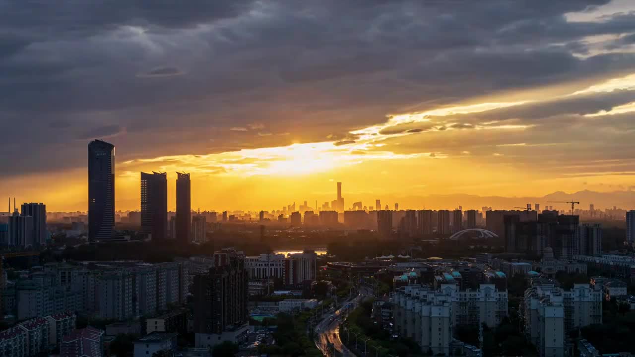 北京通州运河商务区远眺北京商务区日转夜延时视频素材