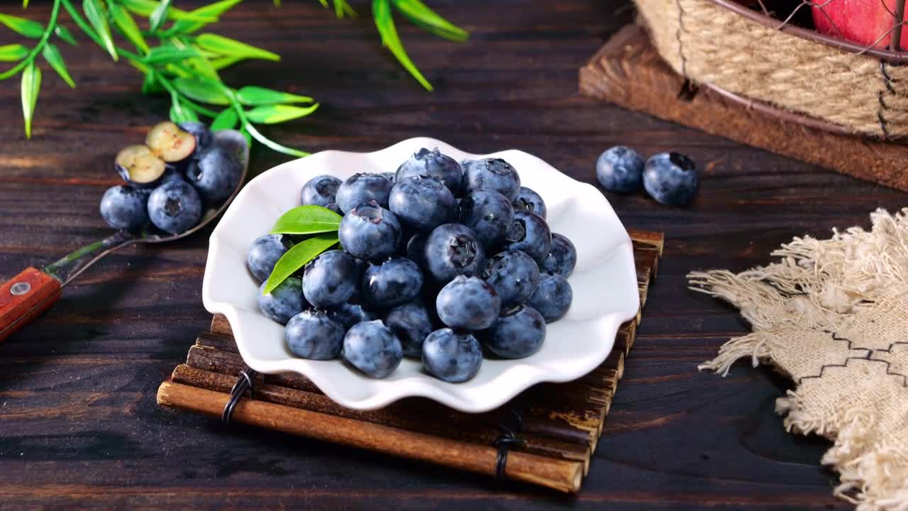 蓝莓  大蓝莓 新鲜水果 蓝莓果视频下载